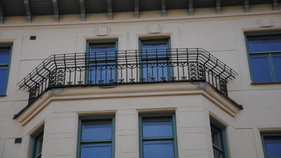 balkong innan fasadrenovering